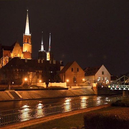 Natural Apartment In The City Center - Old Town Wrocław Exterior foto