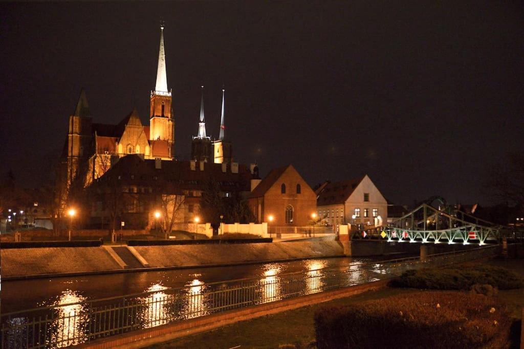 Natural Apartment In The City Center - Old Town Wrocław Exterior foto